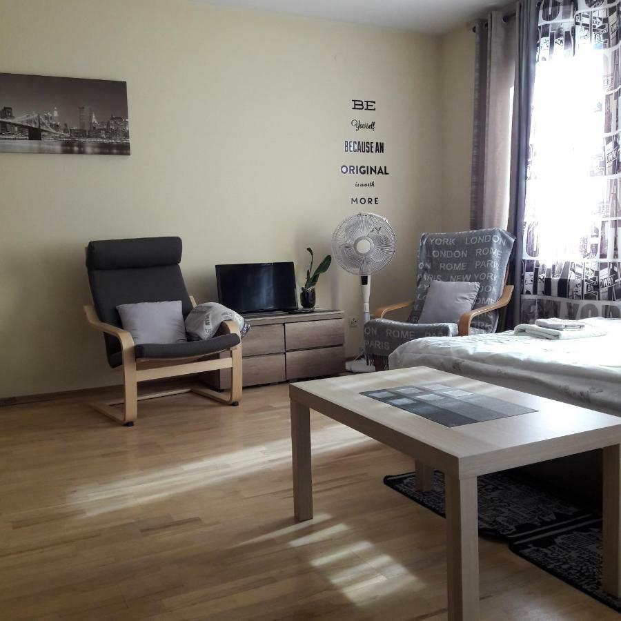 Nyc Apartment Cracovie Extérieur photo