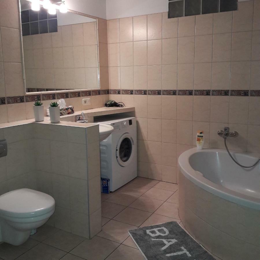 Nyc Apartment Cracovie Extérieur photo